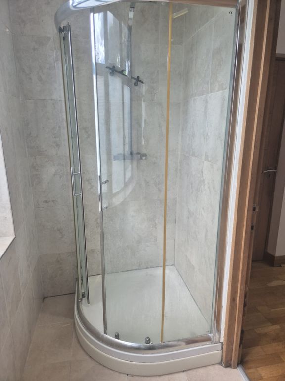 Property photo 3 of 6 Bathroom