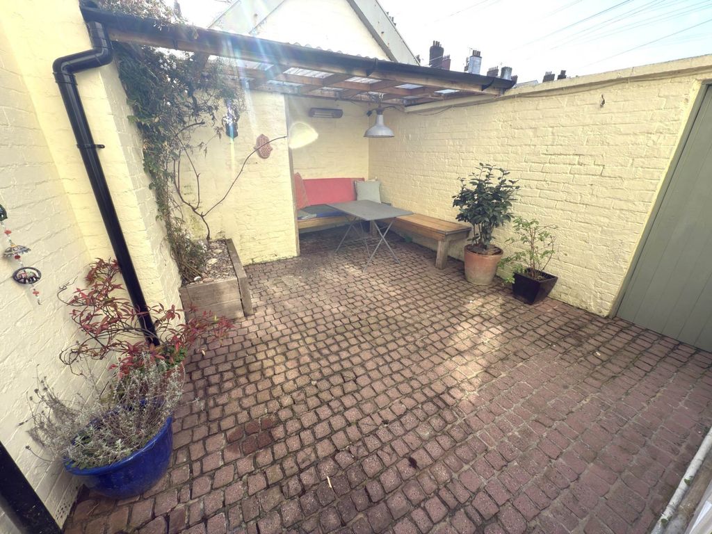 Property photo 3 of 14