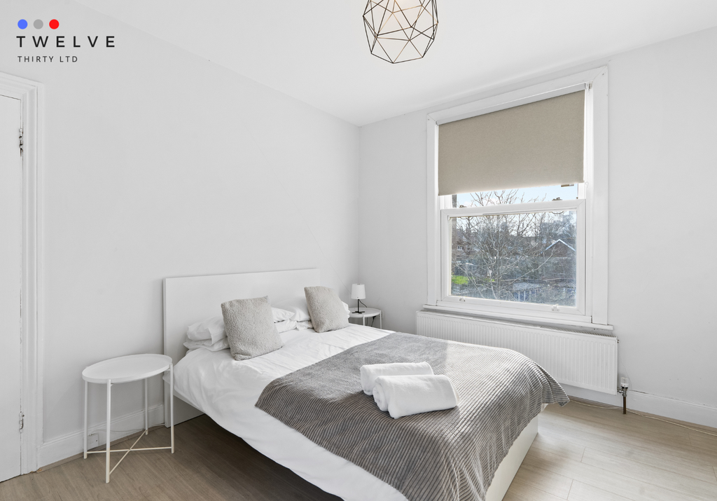 Property photo 2 of 14 Bedroom