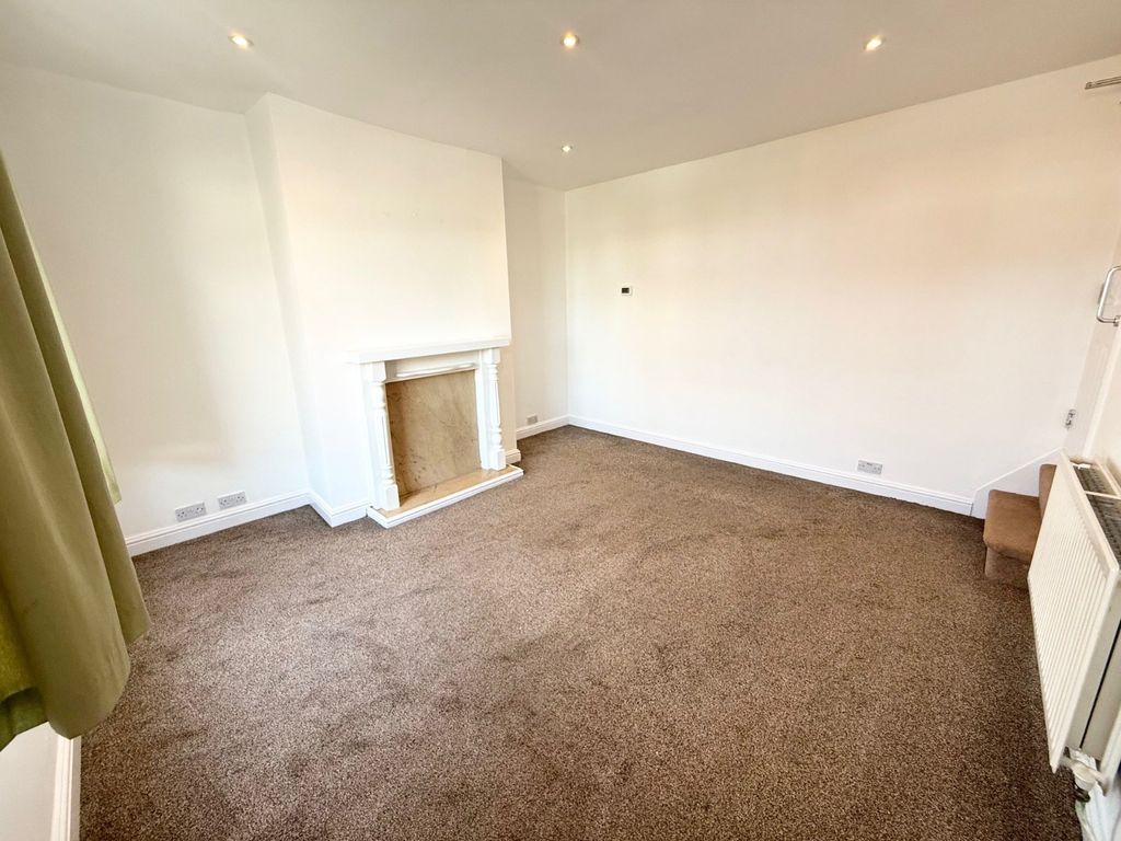 Property photo 3 of 9 Picture No. 23