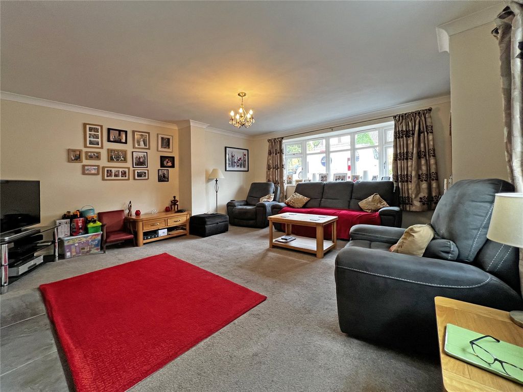 Property photo 3 of 14 Picture No. 05