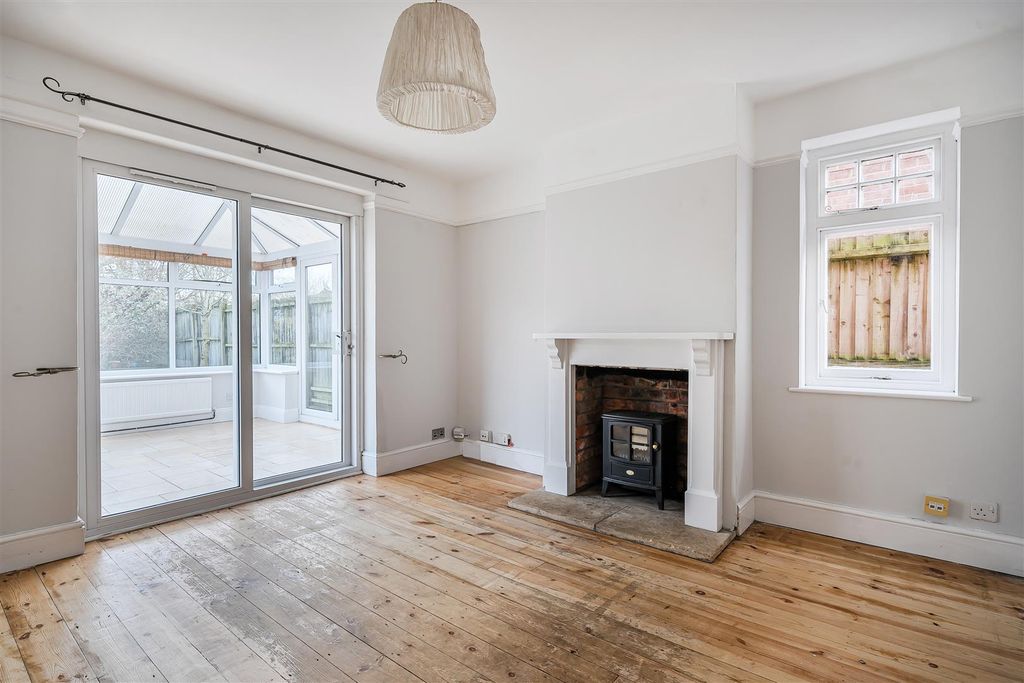 Property photo 3 of 31 1385790-8-6949614217c08.Jpg