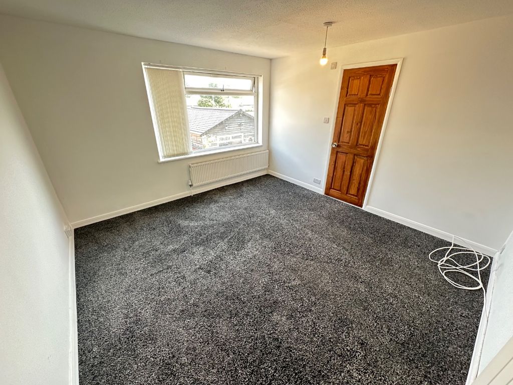 Property photo 2 of 9 5314251