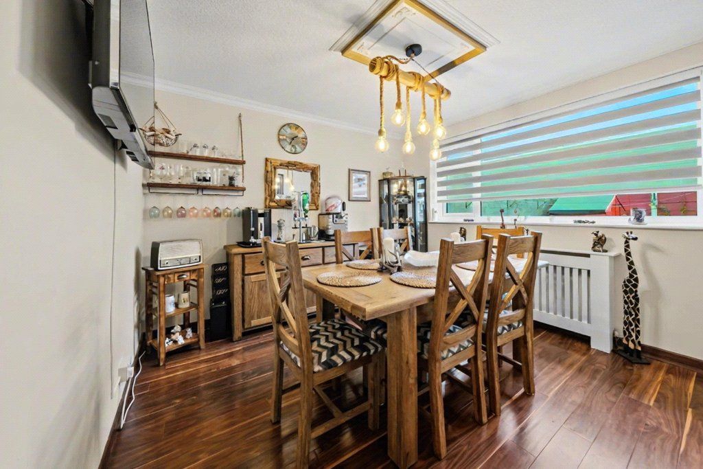 Property photo 2 of 16 Picture No. 68