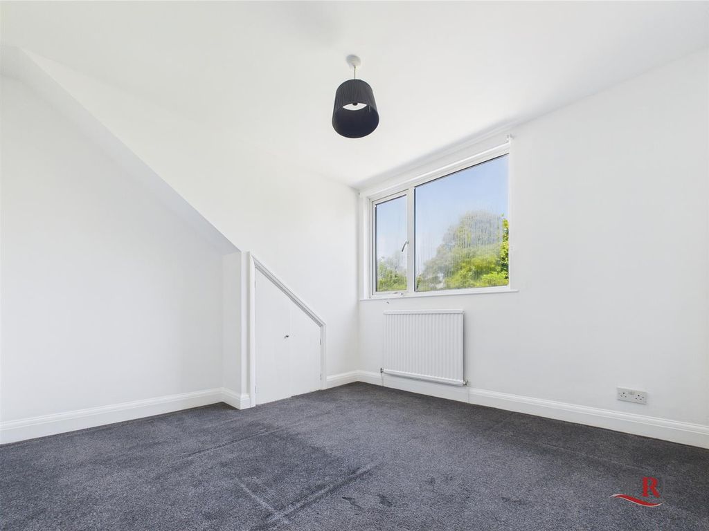 Property photo 1 of 9 Cam02489G0-Pr0166-Still001.Jpg
