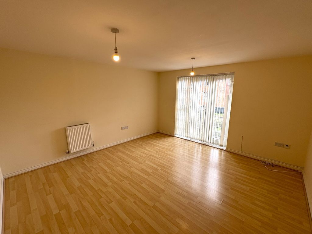 Property photo 2 of 11 Picture No. 20