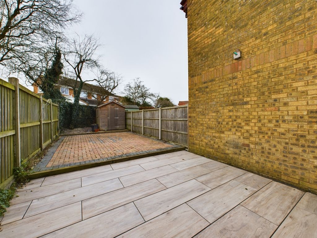 Property photo 3 of 7 Cam03052G0-Pr0078-Still003