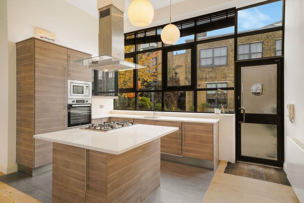 Property photo 1 of 15 19535424 (7).Jpg