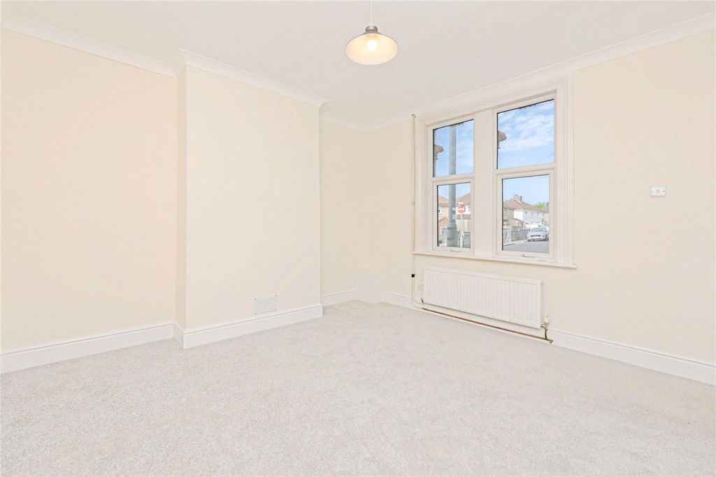 Property photo 3 of 31 Picture No. 16