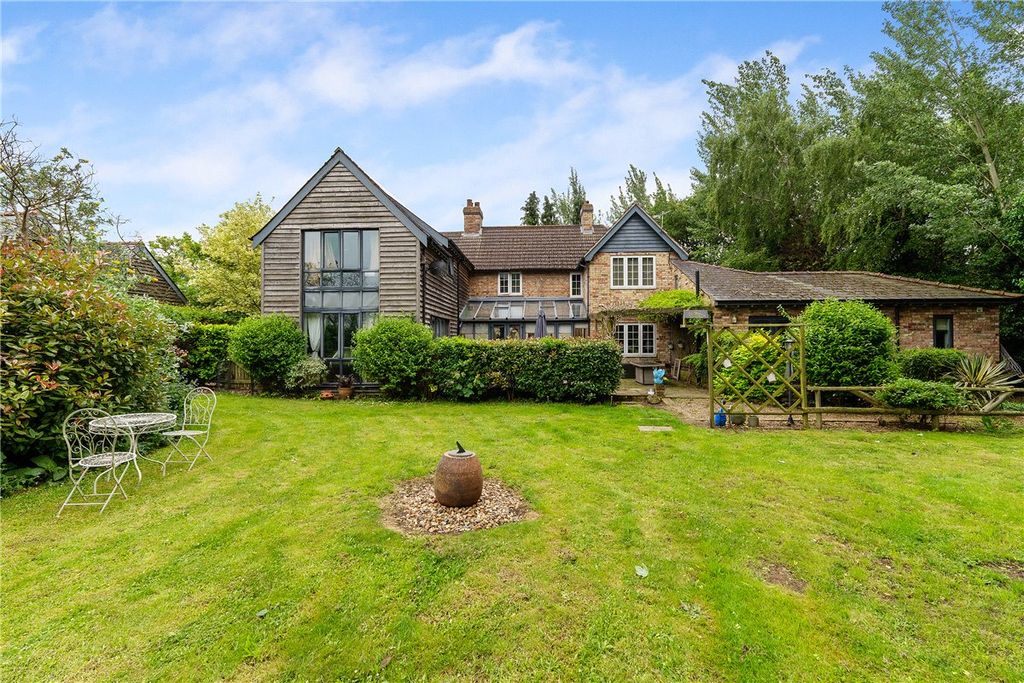 Property photo 3 of 18 Picture No. 30