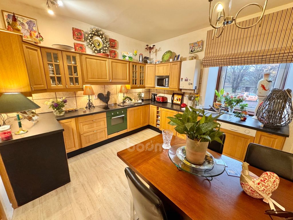 Property photo 3 of 31 Img_0852