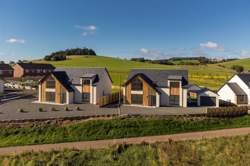 Property photo 1 of 31 1.Jpg