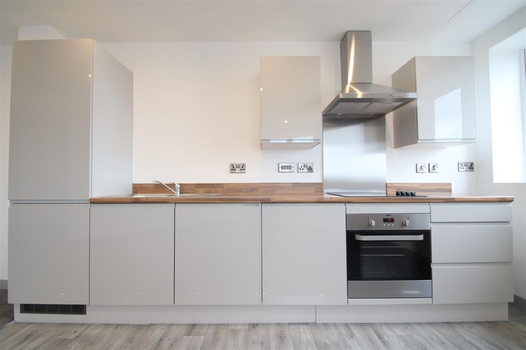 Property photo 3 of 5 Img_5486.Jpg