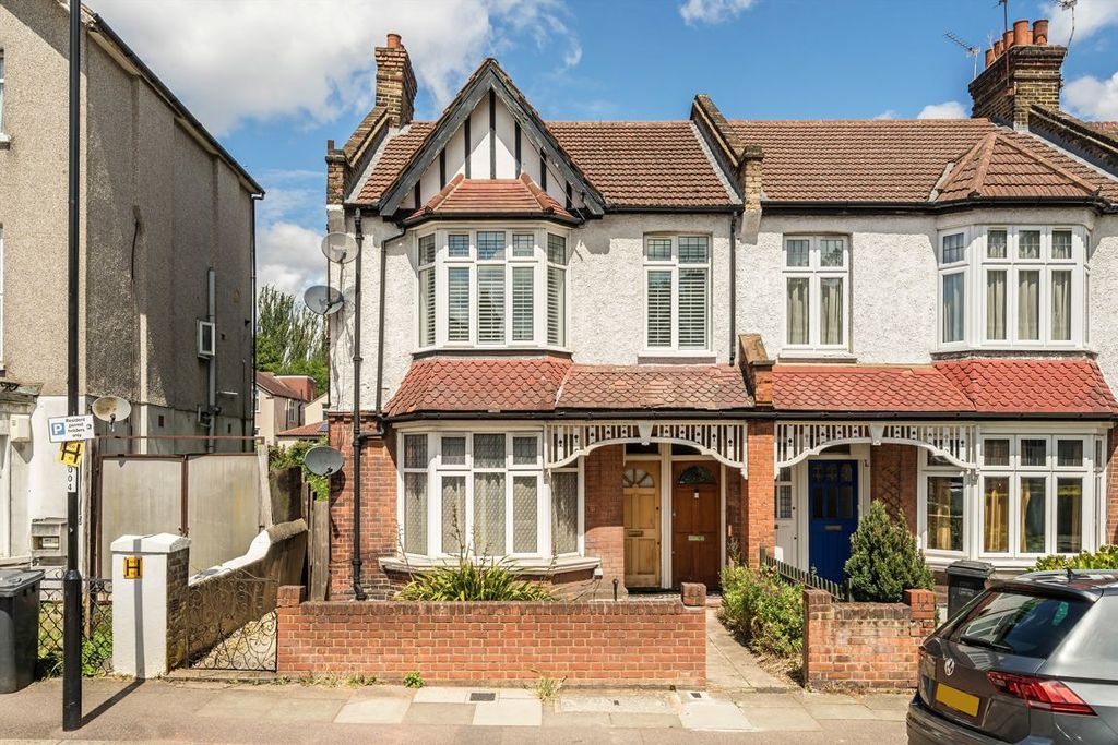 Property photo 1 of 7