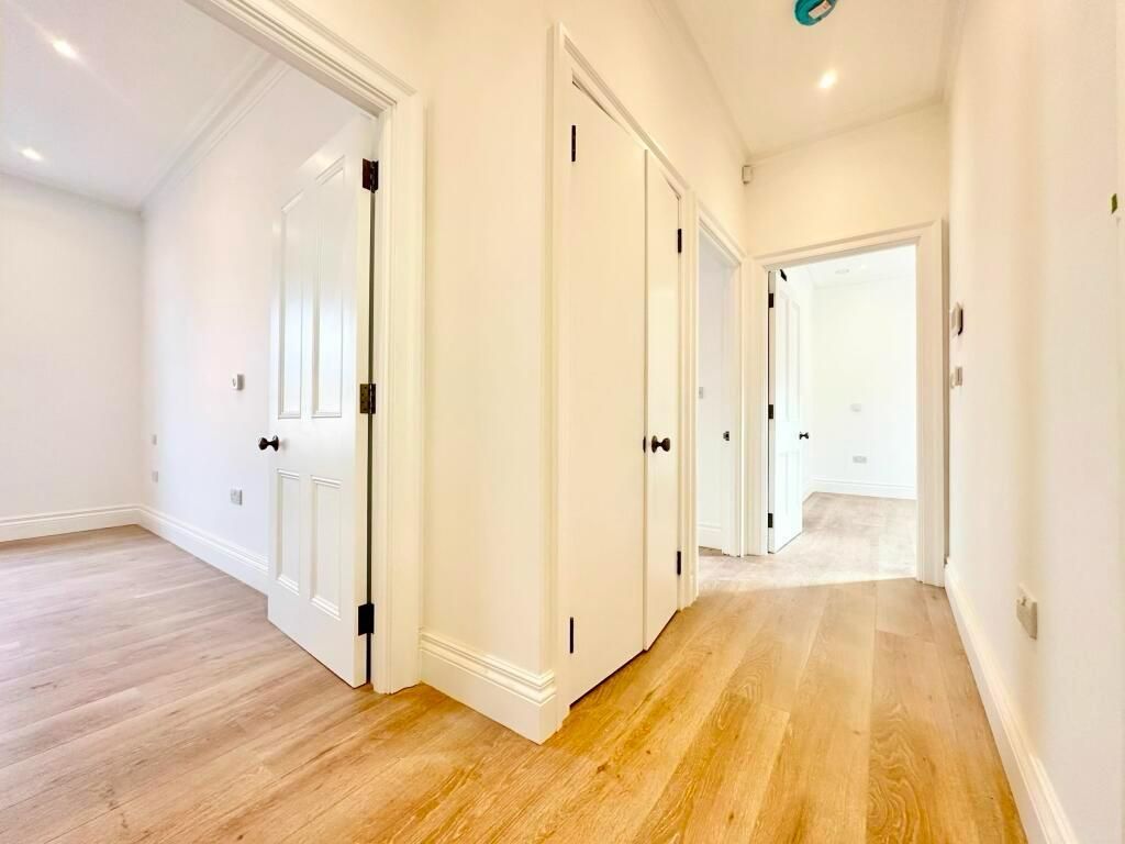 Property photo 2 of 8 6217d1ce-3981-4d39-9d4E-7569Cf7c4650.Jpeg