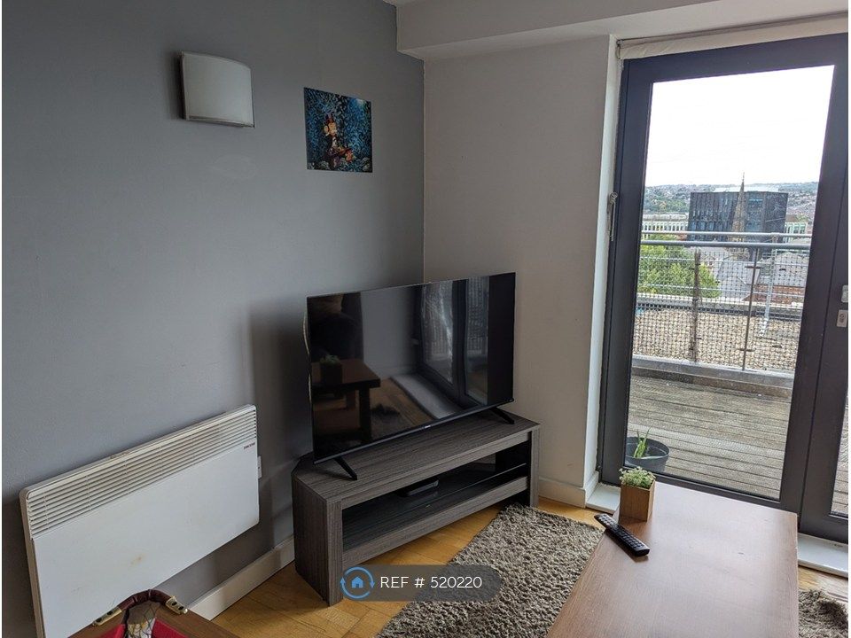 Property photo 3 of 7 Living Room