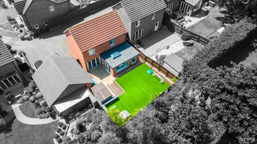 Property photo 1 of 27 4009144