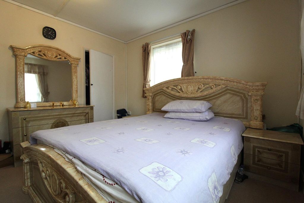 Property photo 3 of 14 Bedroom