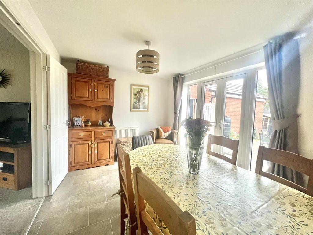 Property photo 2 of 13 Photo 18