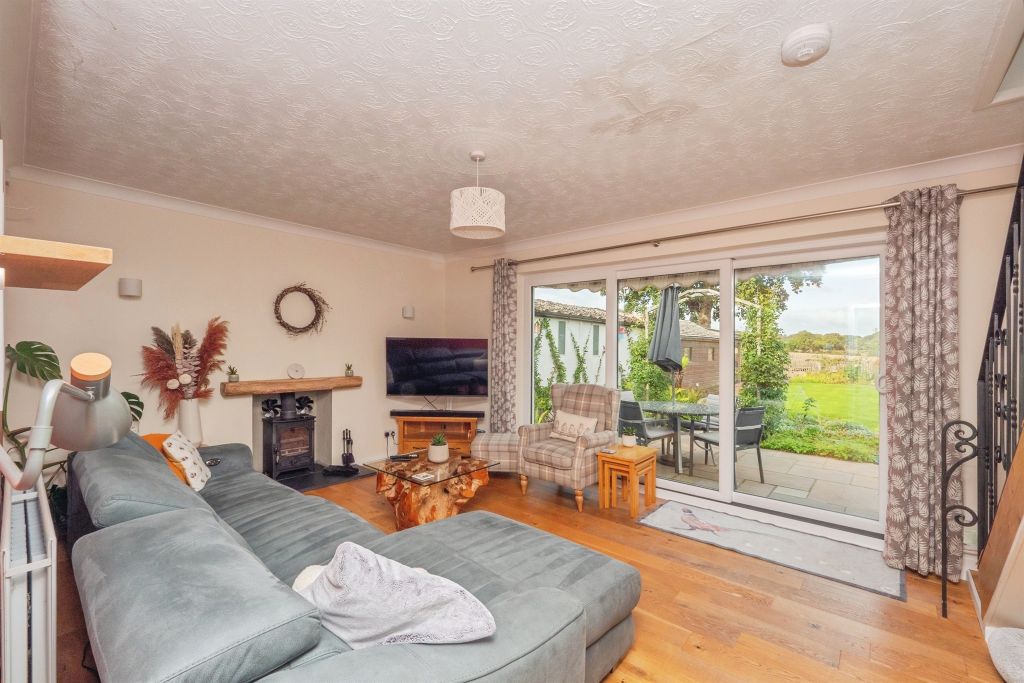 Property photo 3 of 18