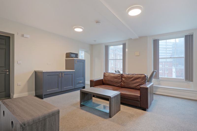 Property photo 1 of 12 Living Room