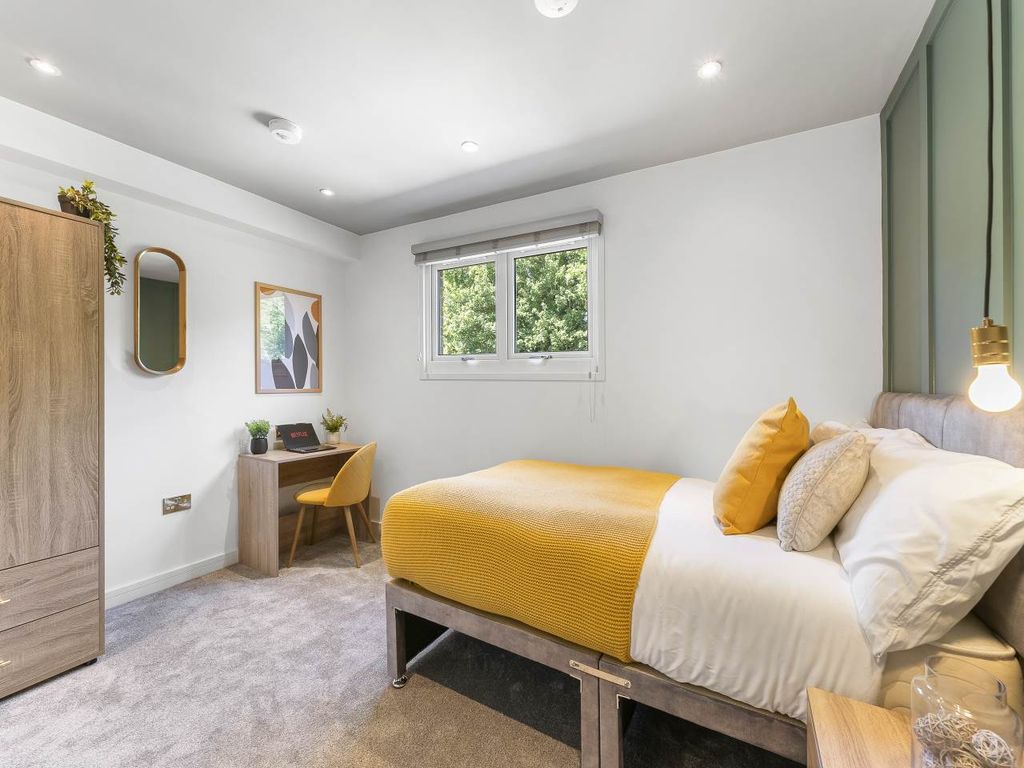 Property photo 1 of 7 Studio