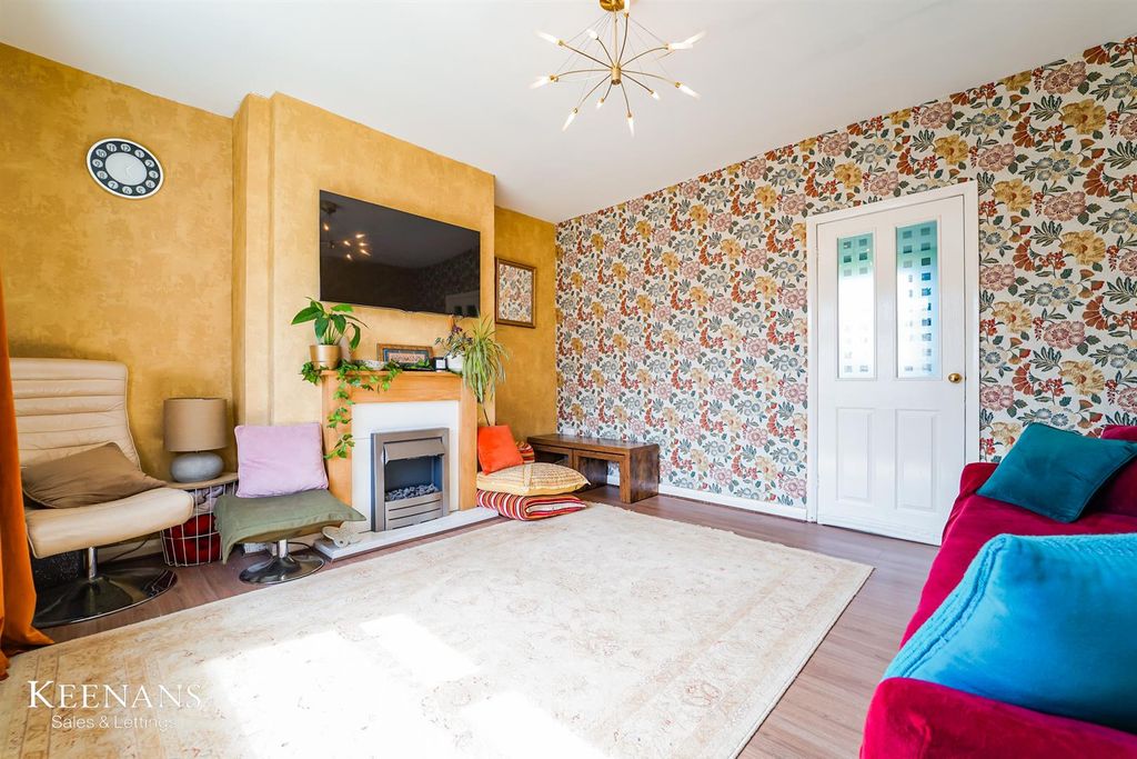 Property photo 1 of 21