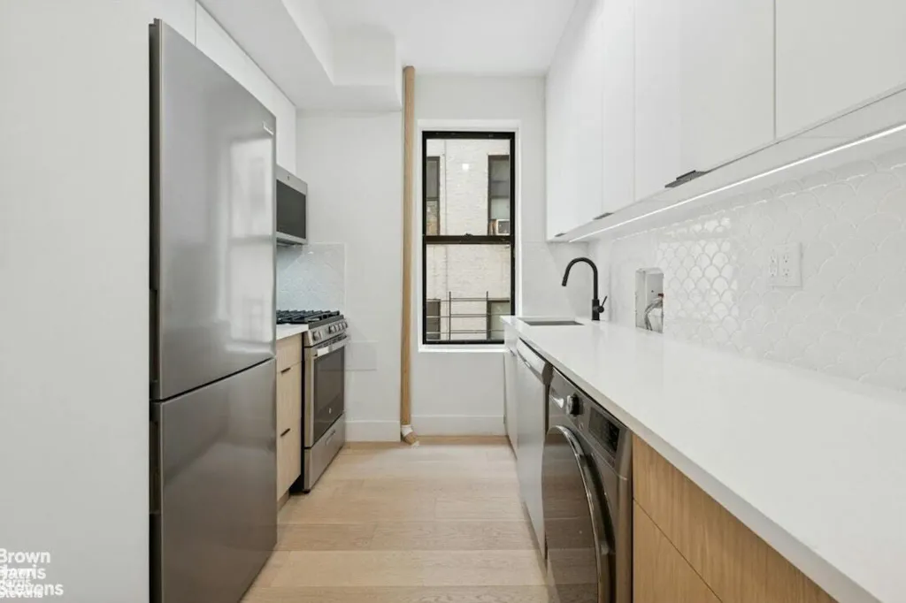 Property photo 2 of 12 <Alttext/>