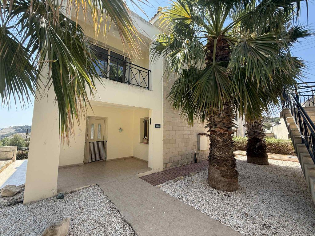 Property photo 1 of 34