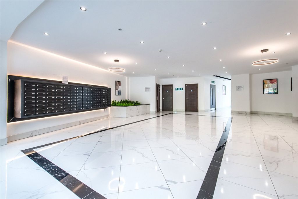 Property photo 2 of 25 Picture No. 01