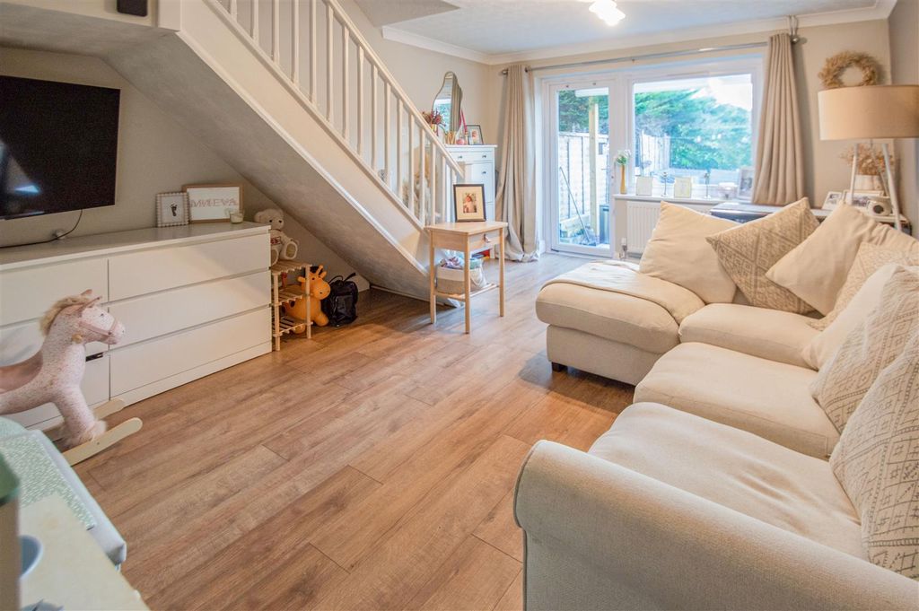 Property photo 2 of 11 5_68991.Jpg