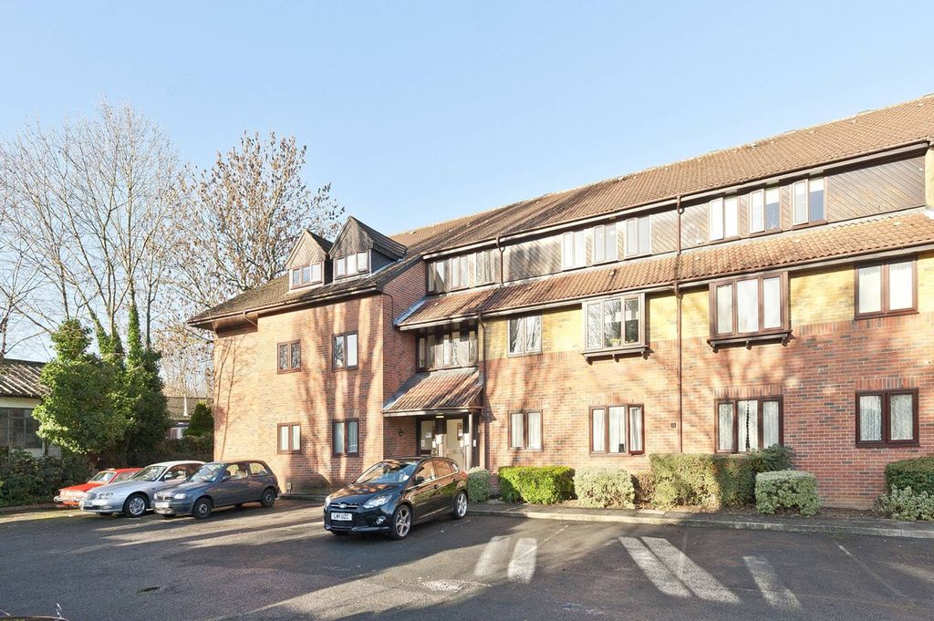 Property photo 2 of 8