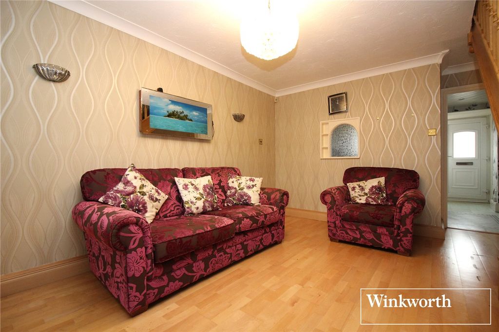 Property photo 3 of 8 Picture No. 15
