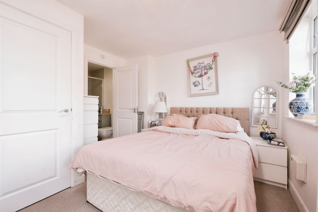 Additional image 7 of 4 bed semi-detached house for saleJasper Tudor Crescent, Llanfoist, Abergavenny NP7