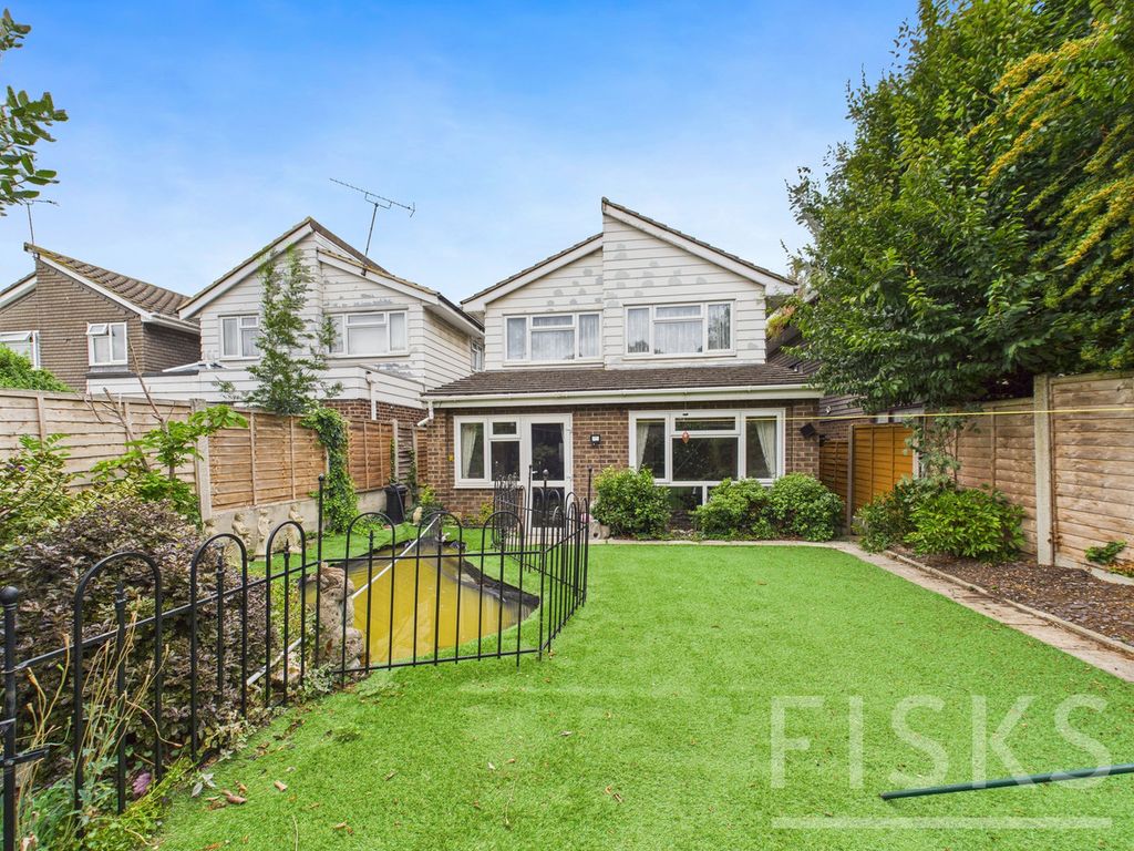 Property photo 2 of 18