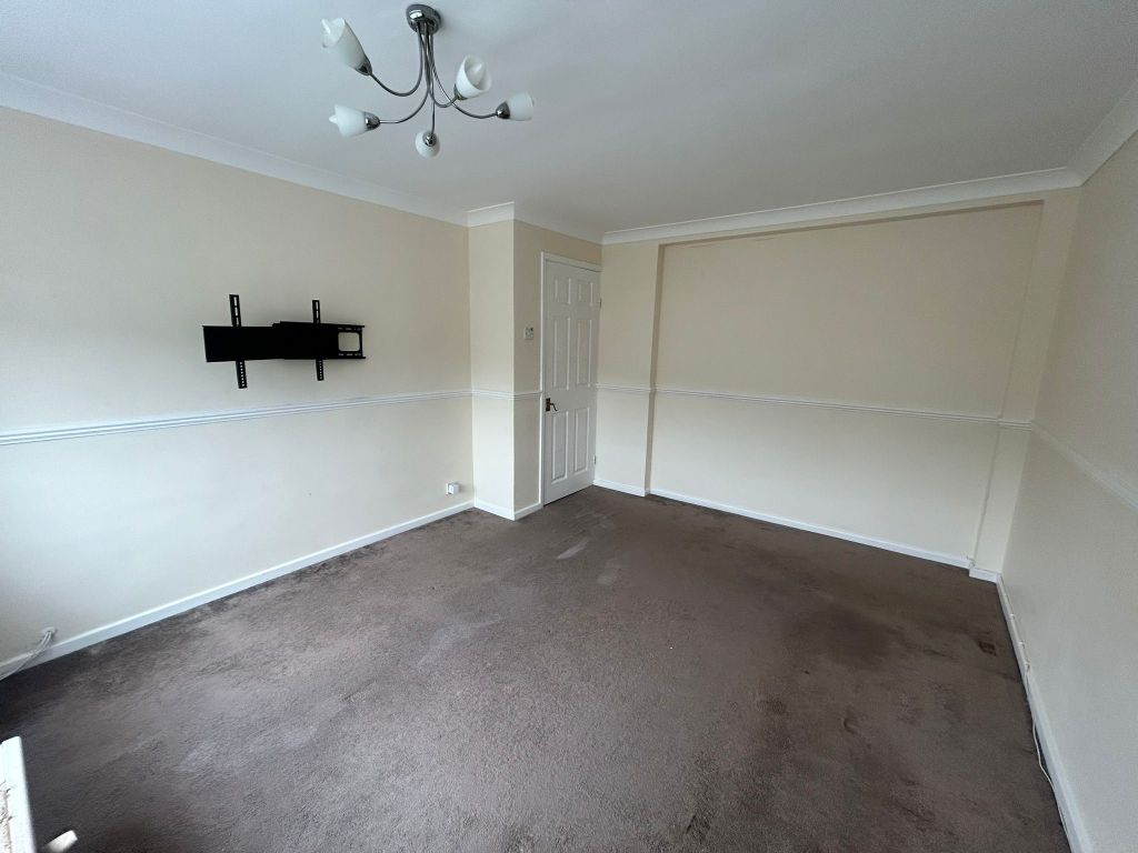 Property photo 2 of 9 2