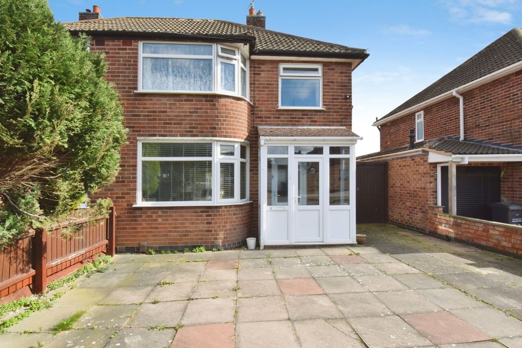 Property photo 2 of 20 Pbox-Img.Jpg