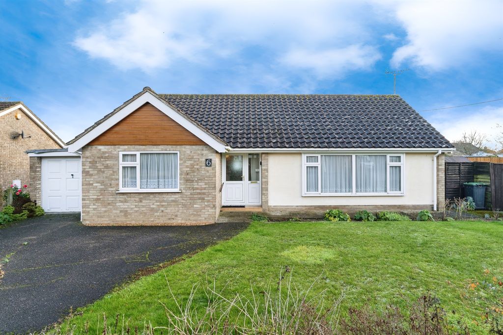 Property photo 1 of 18