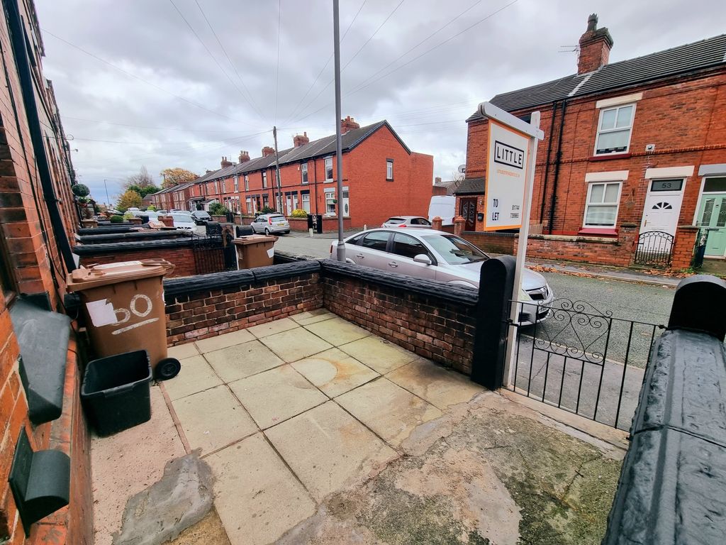 Property photo 2 of 13 Photo 2