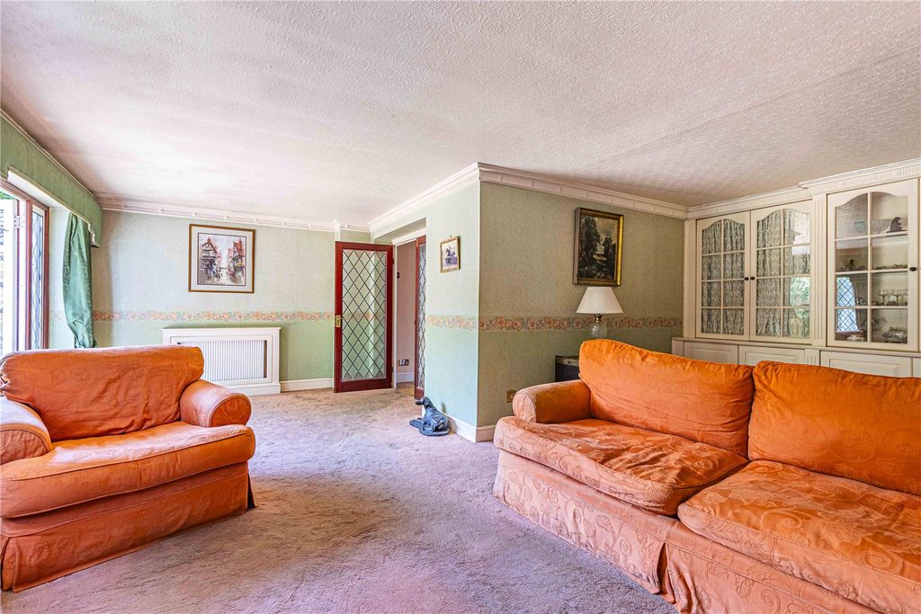 Property photo 2 of 31 Picture No. 19