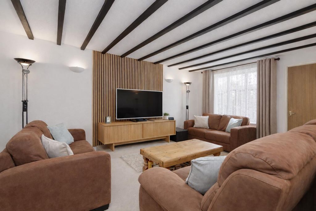 Property photo 1 of 11 91d3392B-5Bb9-4366-Bbe1-E20324Eb5dab.Png