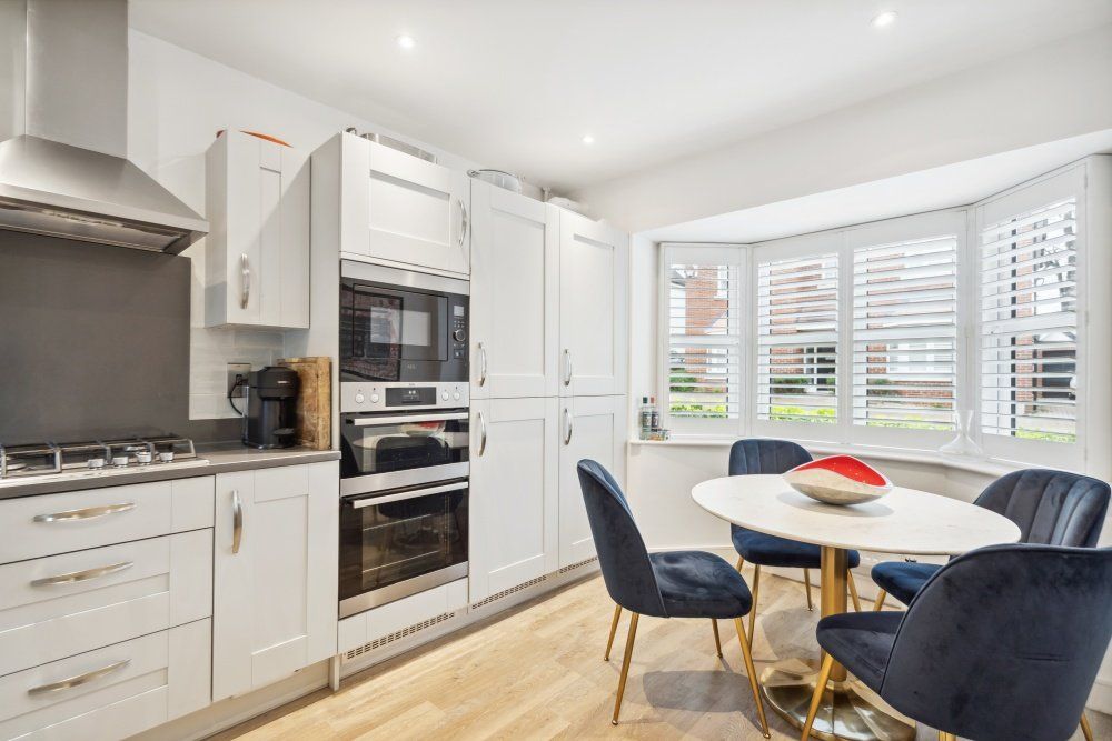 Property photo 2 of 23 Kitchen/Dining Room