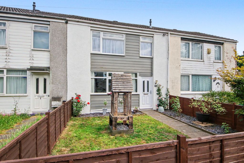 Property photo 1 of 11