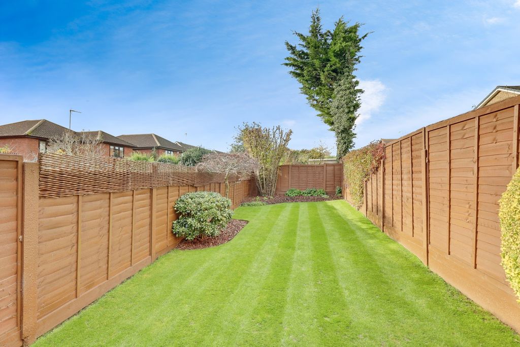 Property photo 2 of 18