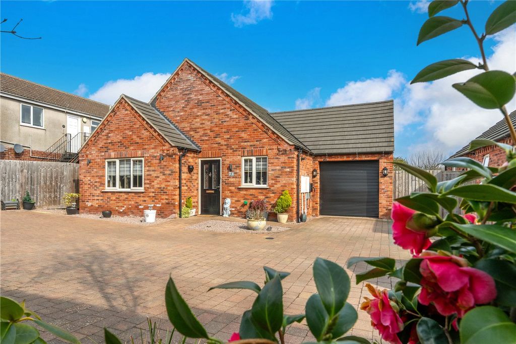 Property photo 1 of 15 Picture No. 03