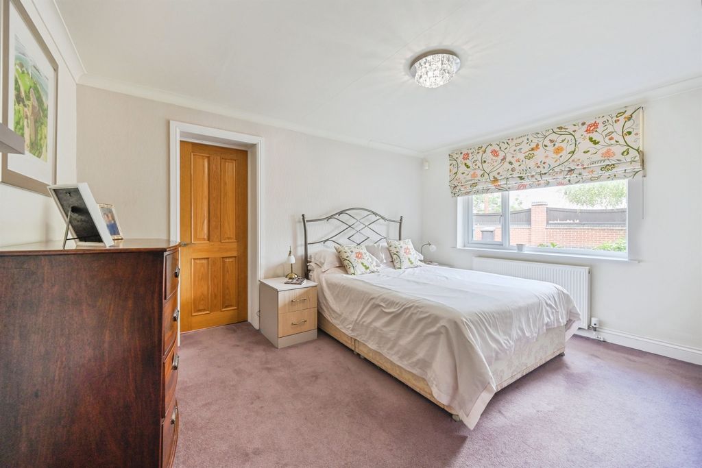 Additional image 16 of 4 bed detached house for saleStation Road, Mickleover, Derby DE3