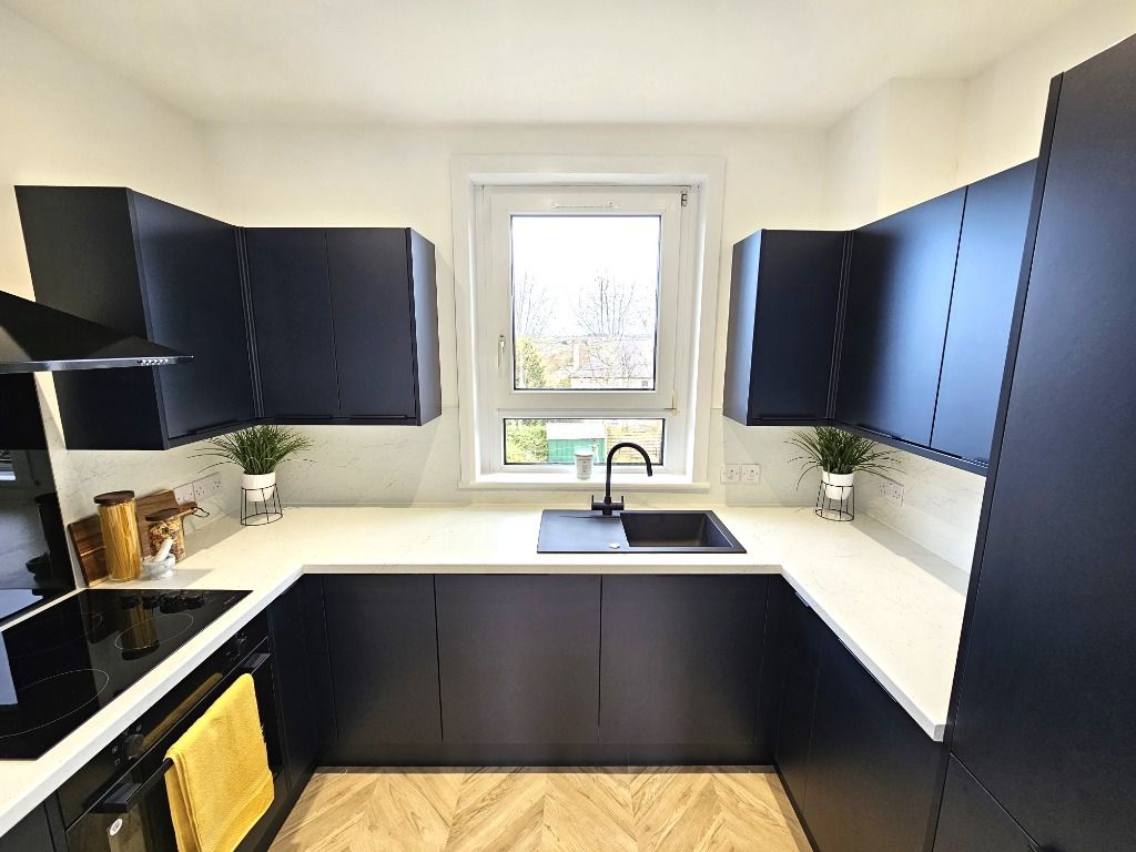 Property photo 3 of 11 Photo 3