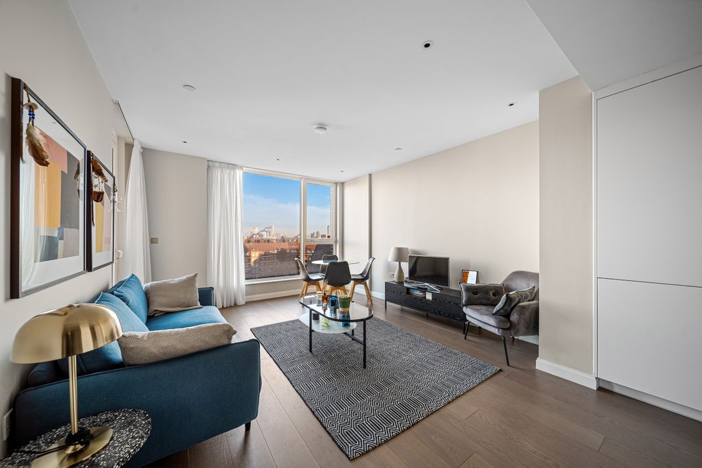 Property photo 3 of 13 Photo 3