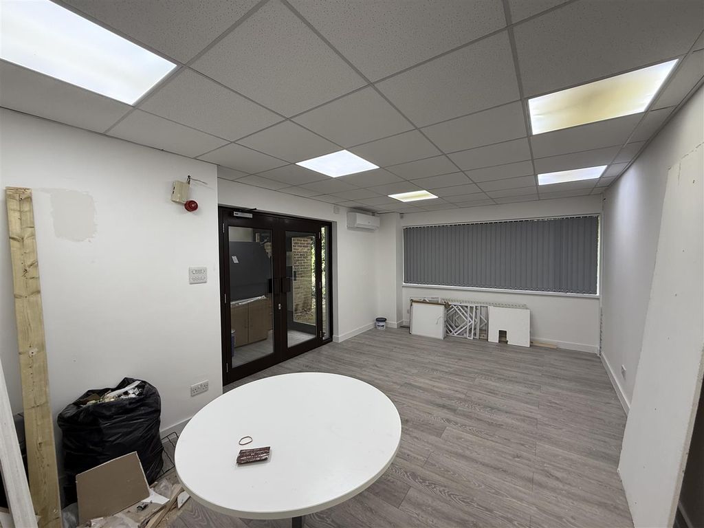 Property photo 2 of 5 Img_2320.Jpeg