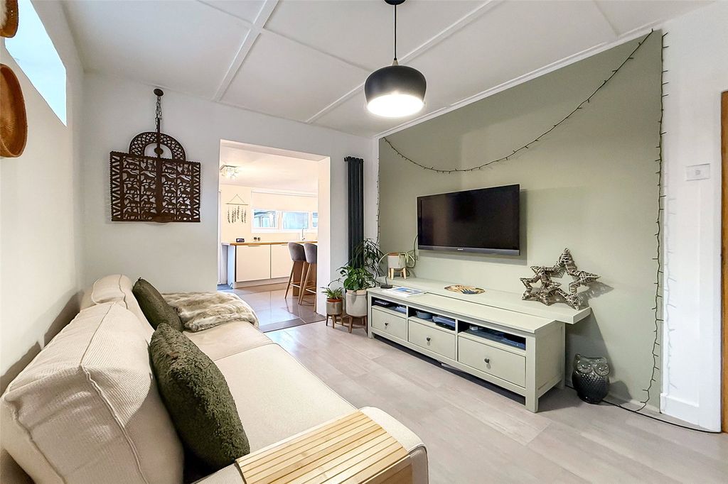 Property photo 3 of 19 Picture No. 05